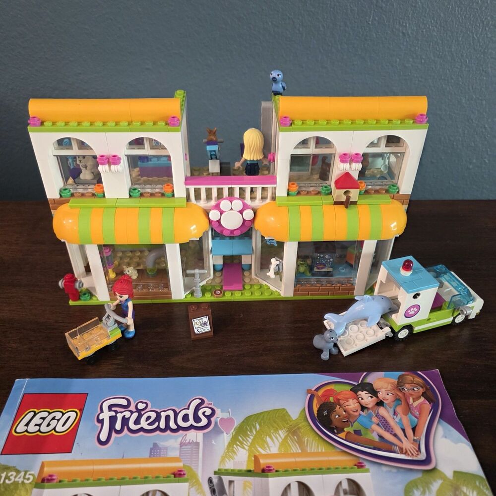 LEGO FRIENDS Heartlake City Pet Centre 41345 & Andrea's Pool Party 41374 READ - Picture 9 of 12